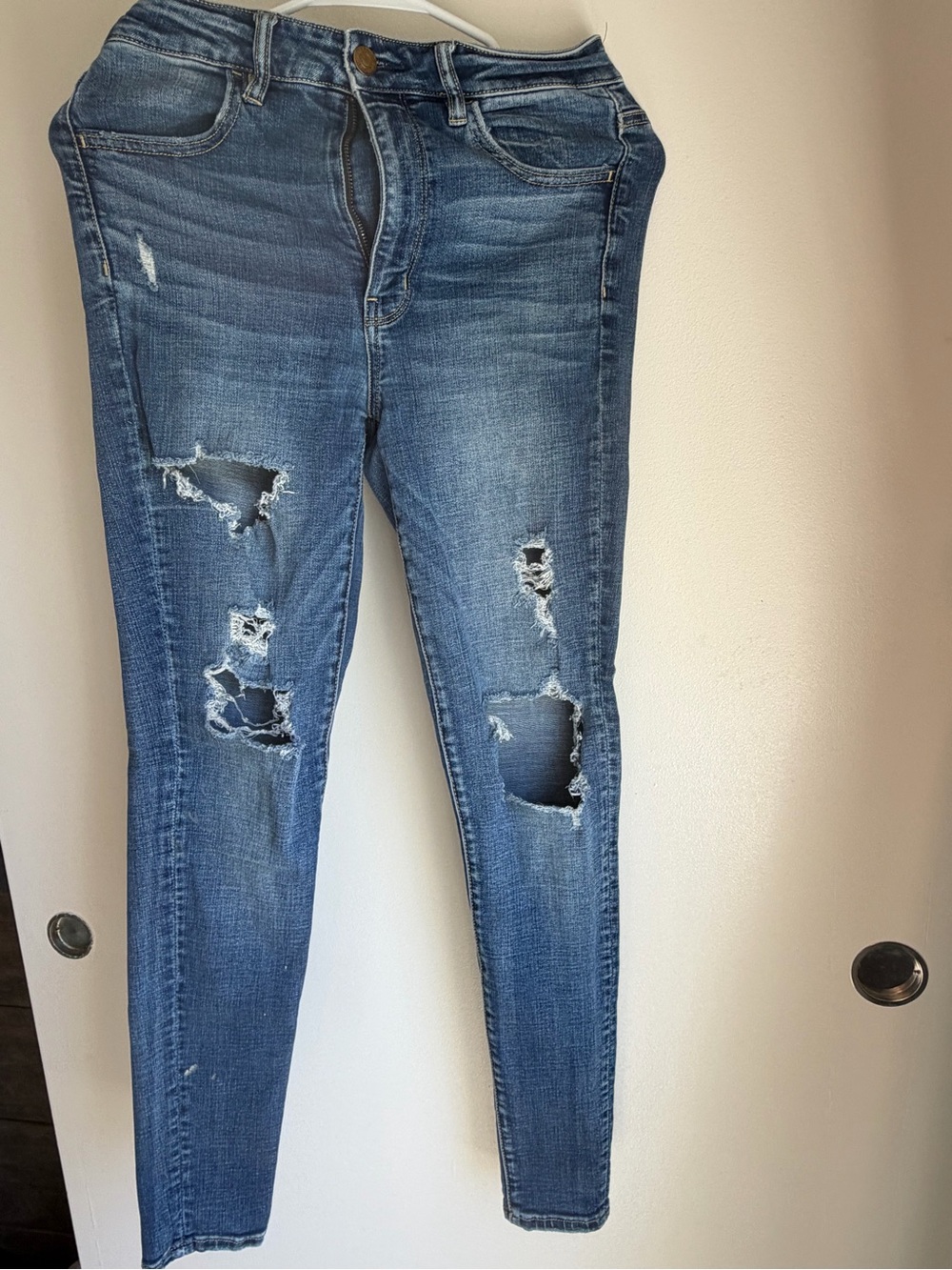 American Eagle Outfitters Distressed Dark Blue Skinny Jeans